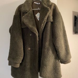 By Egreis Teddy Coat